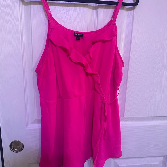 torrid Tops - Torrid Fuchsia Ruffle Camisole with tie front detail